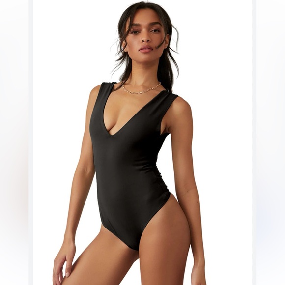 Free People Black Double V Neck Keep It Sleek Bodysuit Size Small - Picture 2 of 8